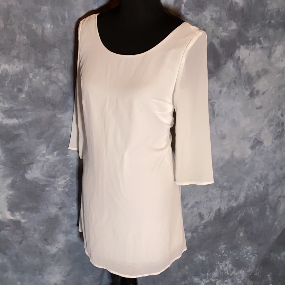 Tobi 3/4 Sleeve Dress / Cute crisscross back - Picture 3 of 16